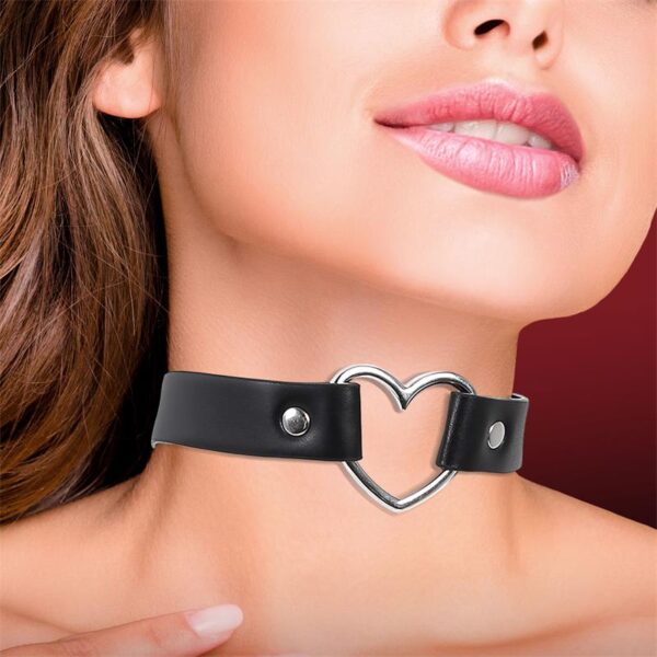 Collar con Corazón Tipo Choker Cuero Vegano Talla única