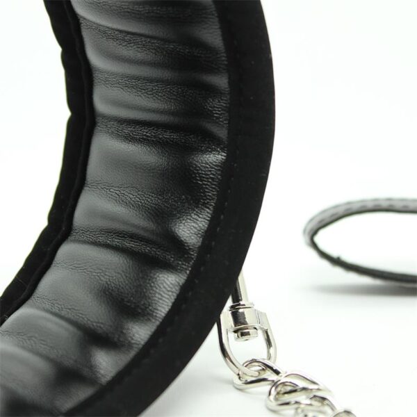 Collar con Correa de Metal e Interior Acolchado Negro - Imagen 5